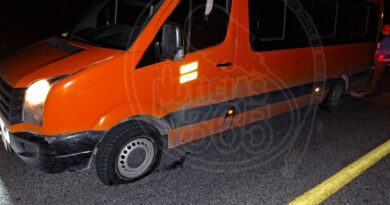 PONCHALLANTAS PROVOCAN DAÑOS A VEHÍCULOS EN LA CARRETERA 63, TRAMO VENADO–MOCTEZUMA.
